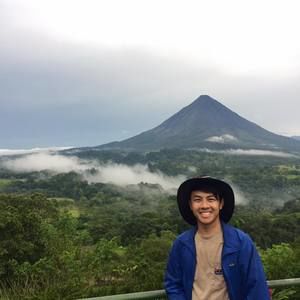 Meet your Posher, Daniel